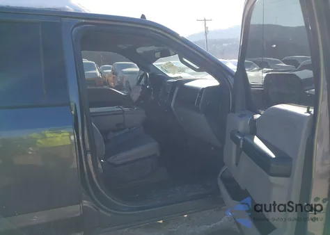 2019 Ford F-150 Xlt z USA, uszkodzony, nr VIN 1FTEW1E56KFA27301